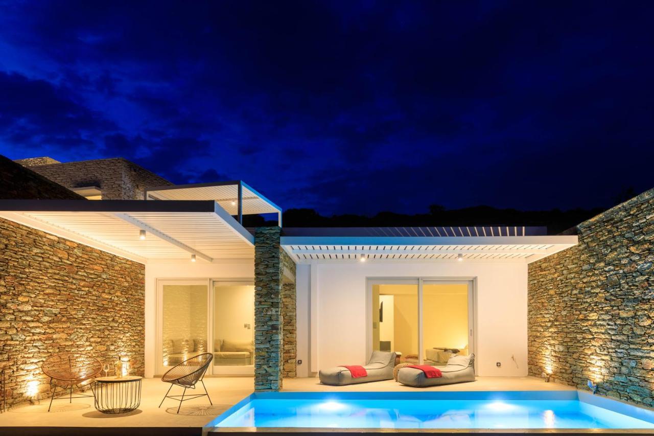 Iliades Luxury Boutique Suites Batsi  Ngoại thất bức ảnh