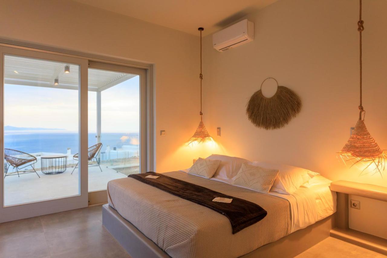 Iliades Luxury Boutique Suites Batsi  Ngoại thất bức ảnh